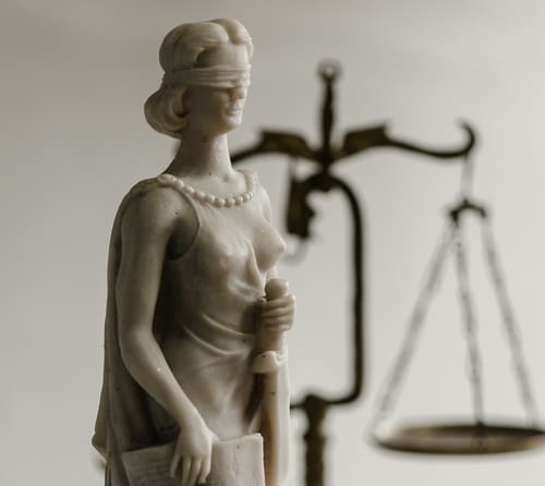 Fale com a Tedesco Advogados